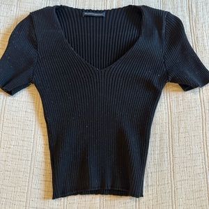 Brandy Melville Black top